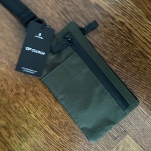 Alpaka ZIP CLUTCH with removable strap, Green, BNWT